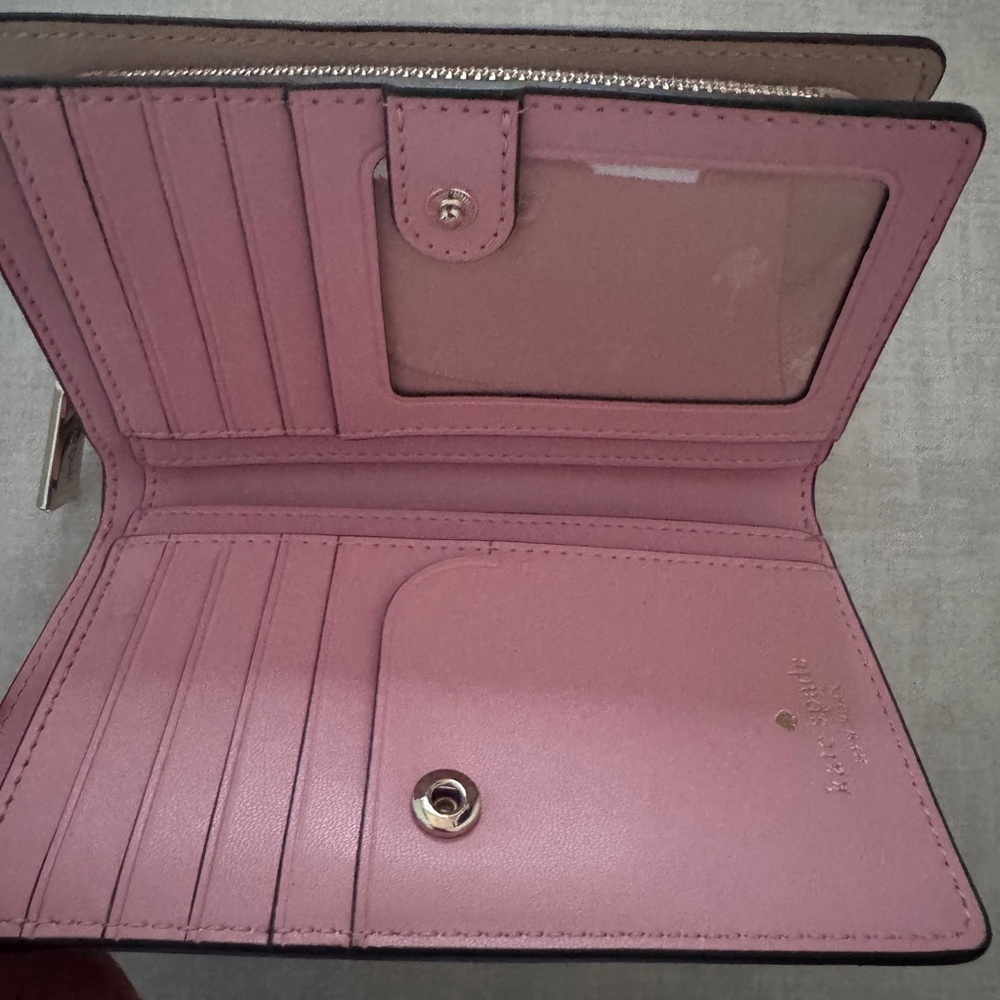 Kate Spade Wallet - Picture 4 of 5